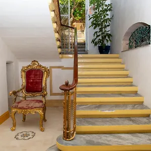 Casa Rocca Piccola Bed and breakfast