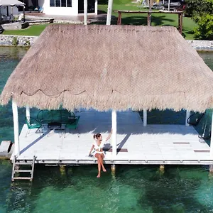 Royal Palm Cabañas&lagoon Club Hotel