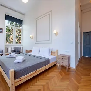 Hotel Cezayir **