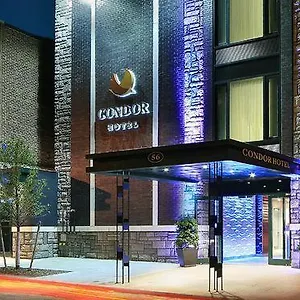 Hotel Aura Brooklyn ****